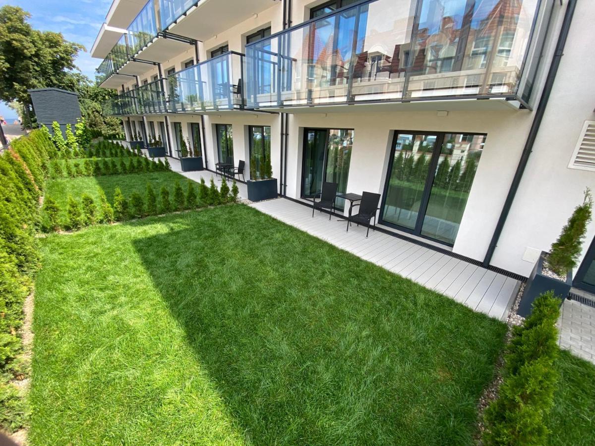 Przy Plazy - Z Prywatnym Ogrodkiem Rezydencja Niechorze Apartment Ngoại thất bức ảnh