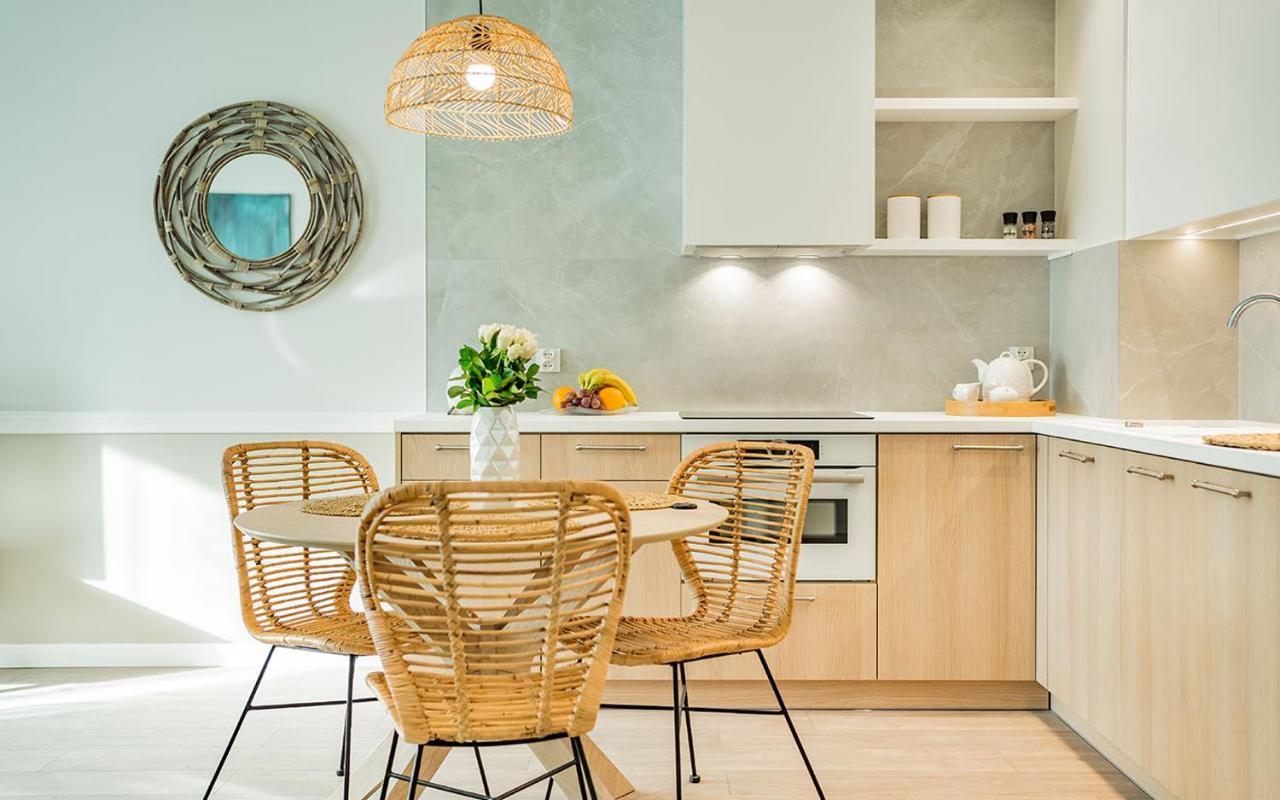Przy Plazy - Z Prywatnym Ogrodkiem Rezydencja Niechorze Apartment Ngoại thất bức ảnh